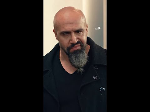 تحت أمرك سفاح مستني منك إشارة