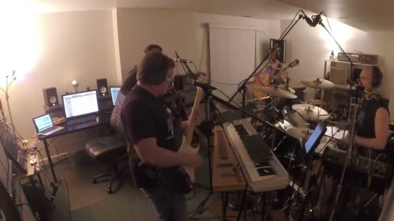 Rookie Talent Night - No One Knows - YouTube