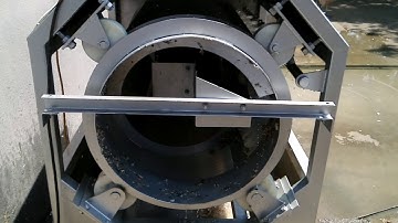 Internally fed rotary drum filter