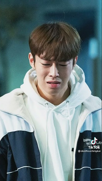 HAPPY BIRTHDAY DAWON!! ANYWAY'S IT'S MY BIRTHDAY TOO!!😊