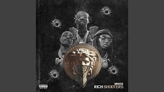 Смотреть клип Rich Foreva (Feat. J Money)