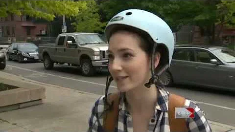 Mandatory bike helmet debate - DayDayNews