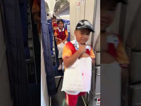 Students from Xinjiang have begun their educational tours to Beijing and Shanghai.
