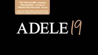 Adele 19 [Deluxe Edition] (CD1) - 03. Chasing Pavements