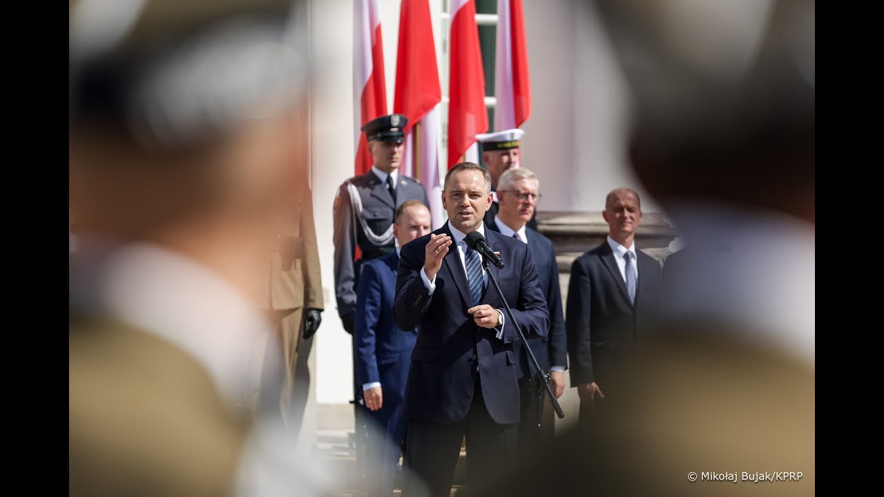 Belweder. Wręczenie aktów mianowania na stopnie generalskie