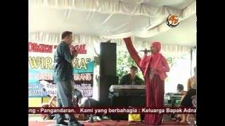 Bu Teti Setiawati Perform Guru SMKN 1 PADAHERANG