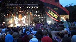 Leeds Festival 2010 - Paramore - Ignorance Live
