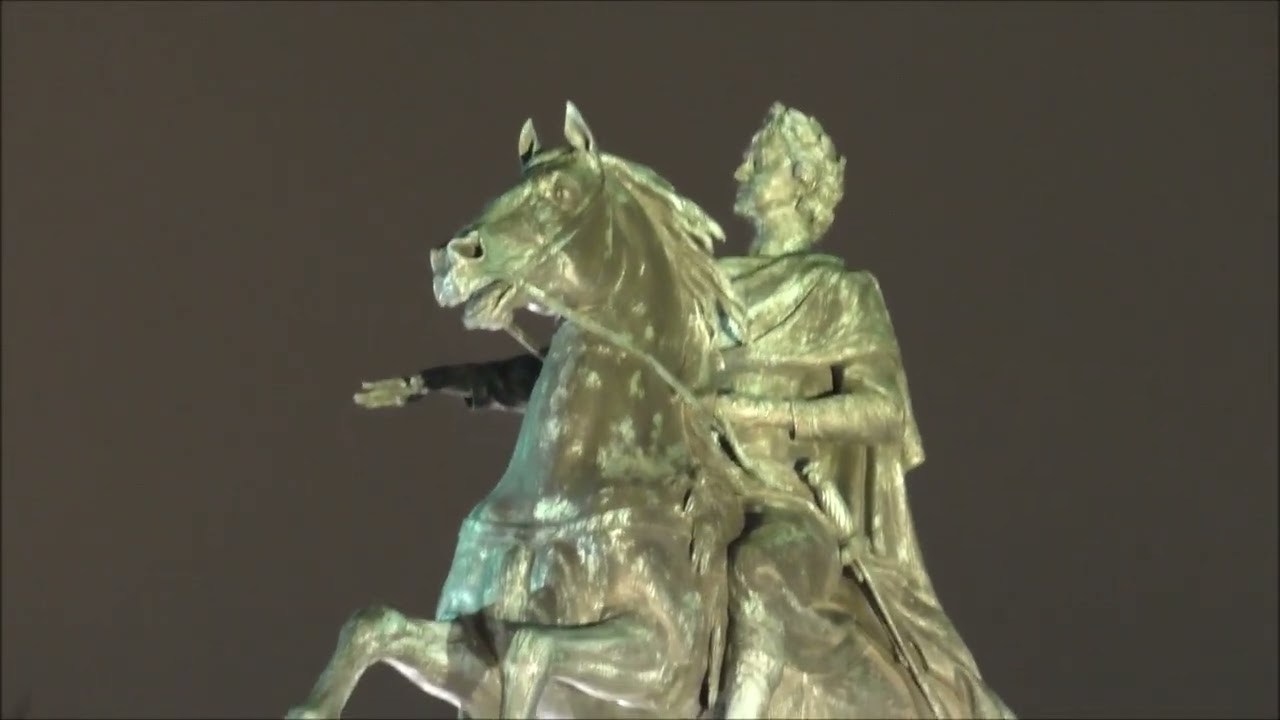 Вечерний Петербург.  Ветер, морось, но как получилось.  22. 12. 24.