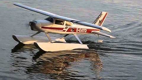 Multiplex Mentor with water floats- MBV Erftstadt