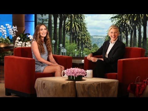 Video: Megan Fox Heeft Het Moeilijk Om In Vorm Te Blijven