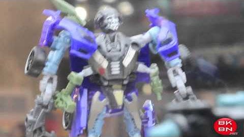 Transformers Prime & DOTM Display at New York Comic Con 2011