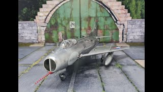 Mig-19S Jet Aircraft Model- 1/48 Eduard/Trumpeter