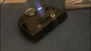 Neato Botvac Connected (Roger) Vacuums Carpet