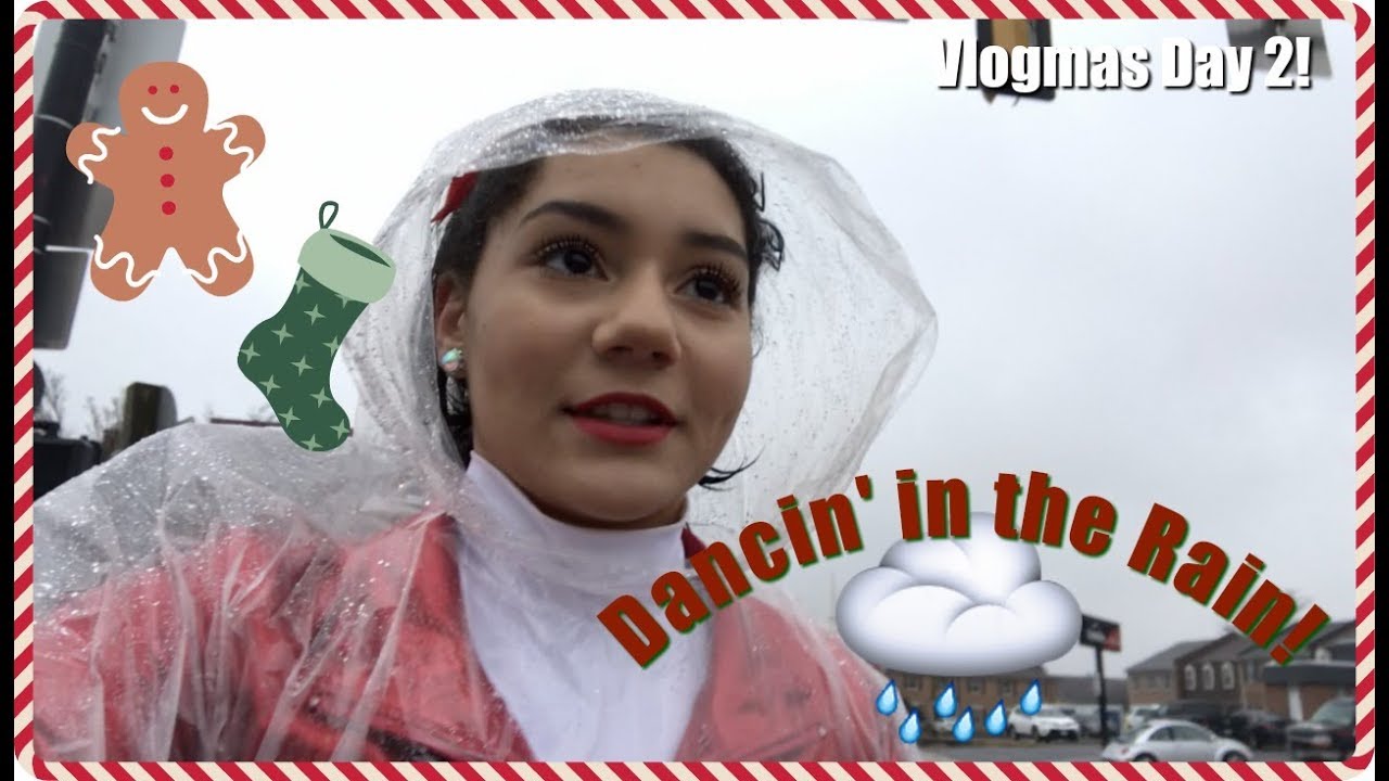 A Rainy Christmas Parade Vlogmas Day 2 KatelynandKylie YouTube