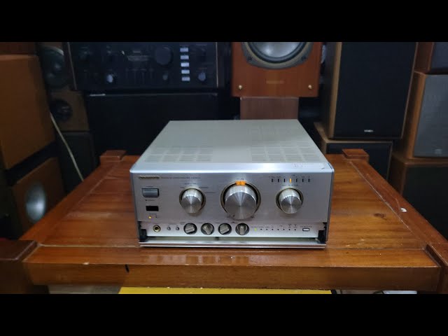 Onkyo A922m Ltd limited edition amplifier with rare and excellent