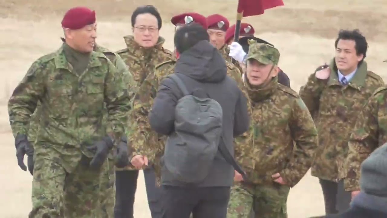 小泉防衛大臣降臨