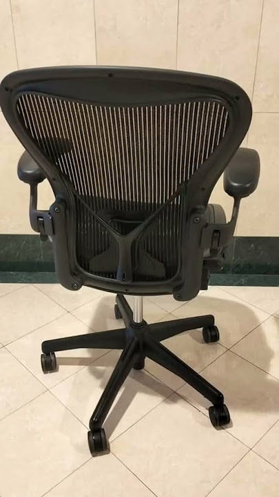 We’re buying &selling all kinds of Herman Miller chairs please contact or WhatsApp 00971553434772 #h