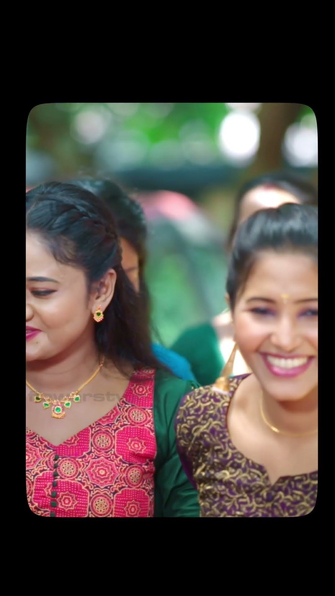 പഞ്ചരത്നത്തിൽ ആഘോഷരാവ്!