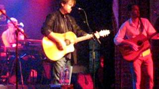 Famous Bruce Guthro-Stone by stone-Köln.AVI Wealth