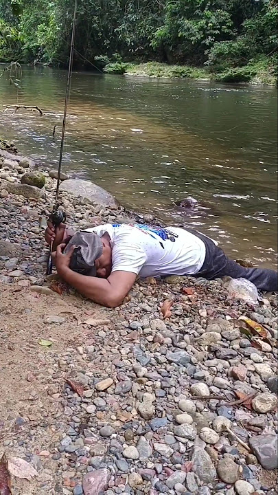 Awalnya pemancing ini meremehkan umpan saya,,dan akhirnya..!! #mancing #mahseer #mahseerfish