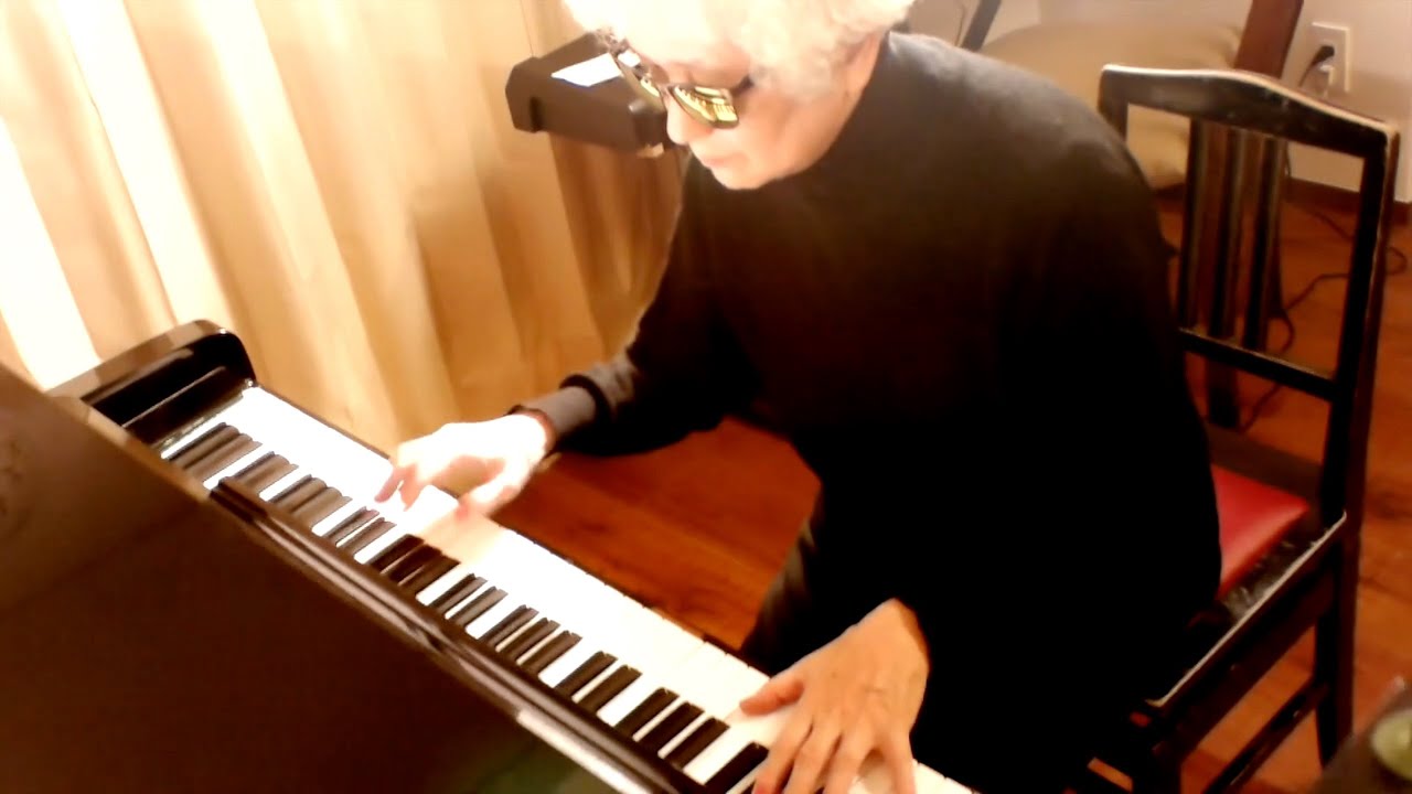 Pretender 髭男dismをピアノおばあちゃん 芸大ピアノ科首席卒72歳 に3時間練習だけで高速演奏させてみた ３分暗記 第２３回目 Youtube