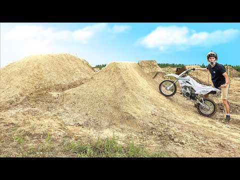 MON NOUVEAU TERRAIN DE MOTO !