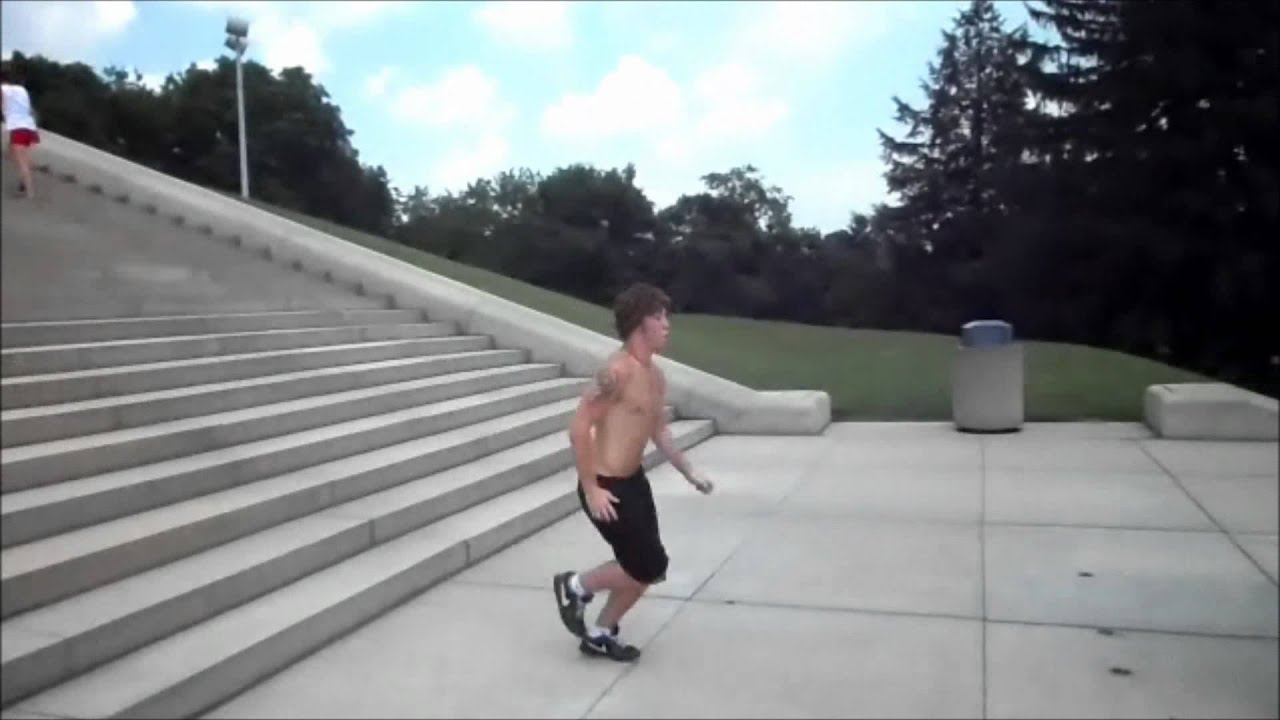UrbaNinja: Runs up a monument into a backflip