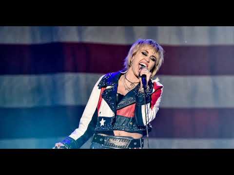 Miley Cyrus Chokes Up Over at Pre-Super Bowl Performance With Joan Jett and Billy Idol