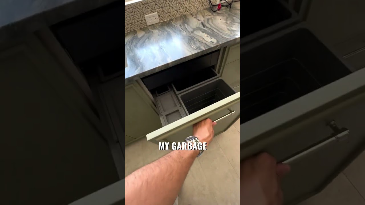 Natural sunlight with the kitchen