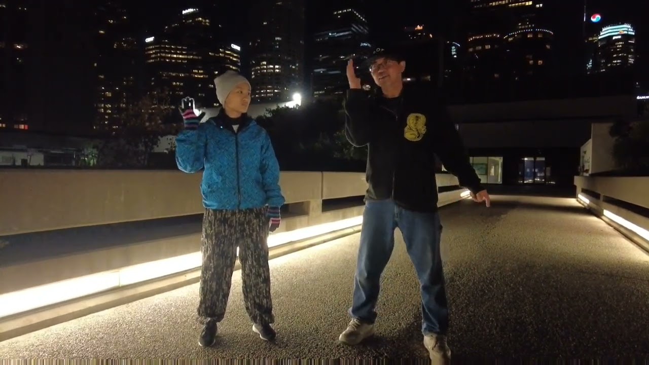 How to do a full body dime stop　animation dance robot dance popping bopping