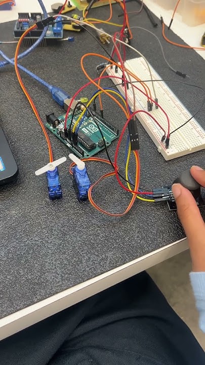 Arduino: Controlling Two Servo Motors with Joystick - YouTube