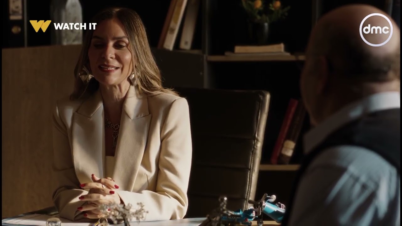 زياد خايف لا يقع في مصيبة جديدة وبيحاول يخبي موبايله بعد ما عرف إن فيه لجنة في المدرسة