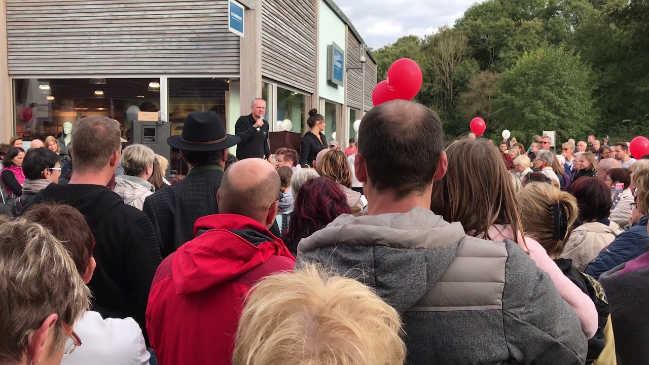 automobile insurance Outlet Center Wadgassen 2.500€ Verlosung 08.Oktober 2017