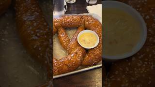 Tantalizing Soft Pretzel & Beer Flight - Delicious Fried Food at Mo’s #pub screenshot 2