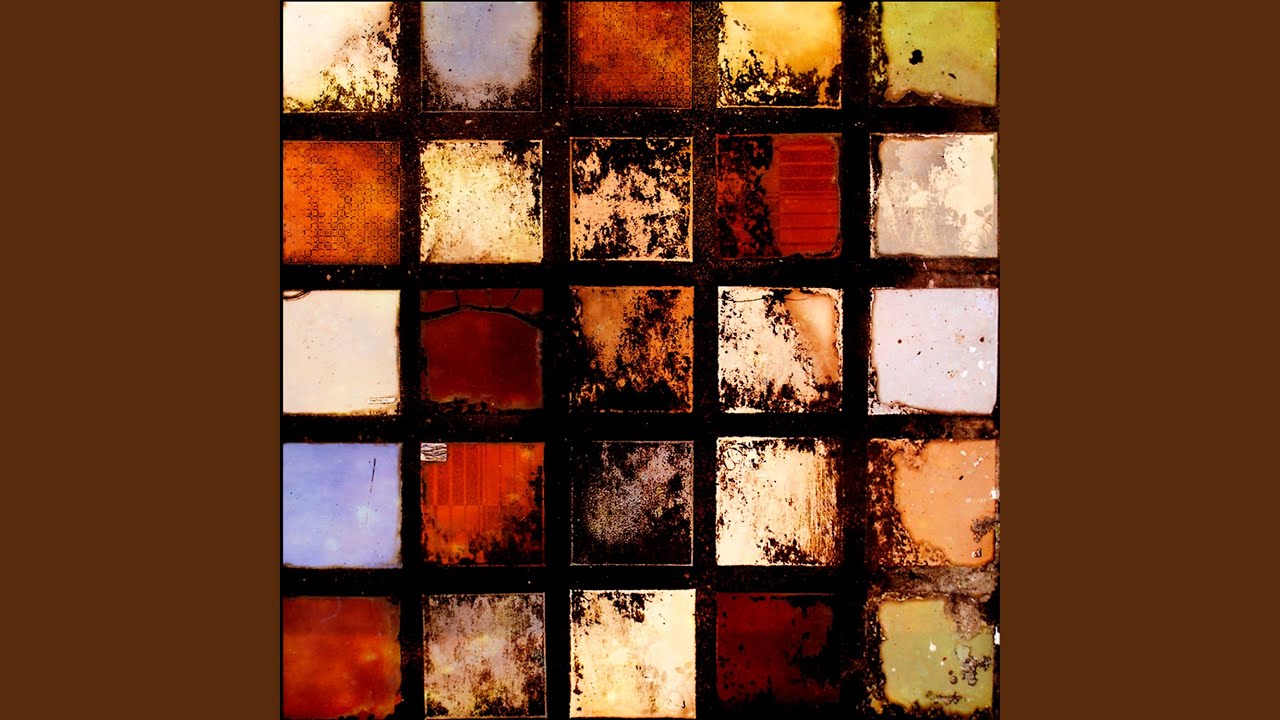 Mira Less en YouTube Mira Less en YouTube