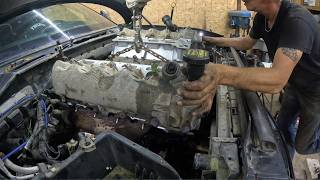 04-2010 Ford F150 5.4 3V Triton step by step engine removal - 1