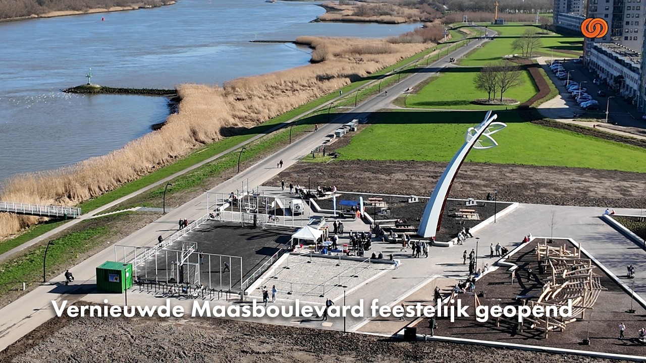 Vernieuwde Maasboulevard feestelijk geopend