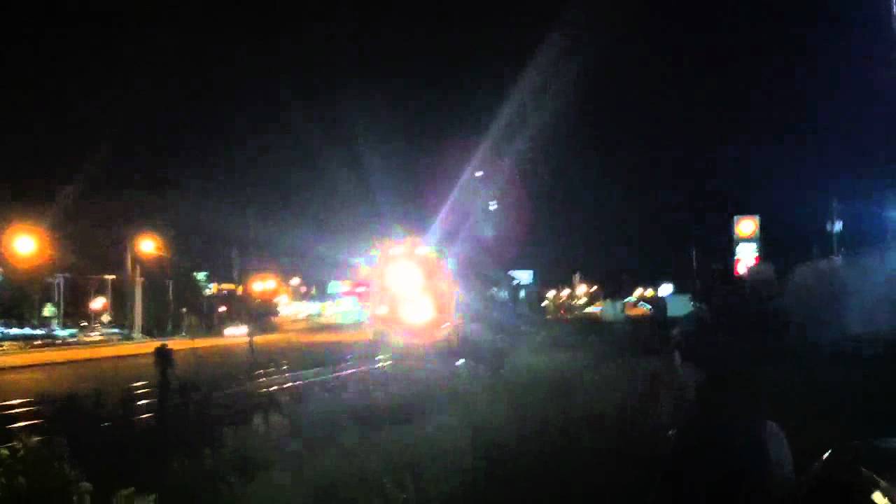 CSXT 957 leads a SB loaded coal train: Martinez, GA - YouTube