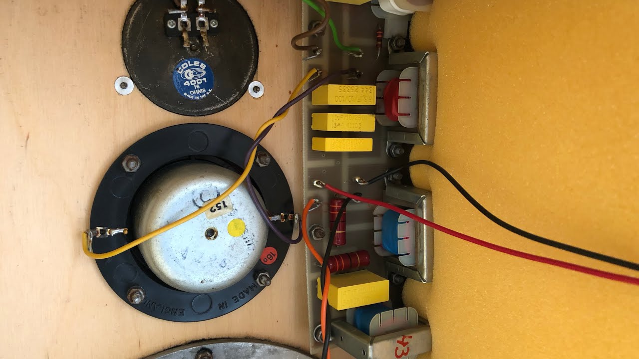 Soi nội thất loa Huyền thoại Spendor BC2, LH: 0914453477