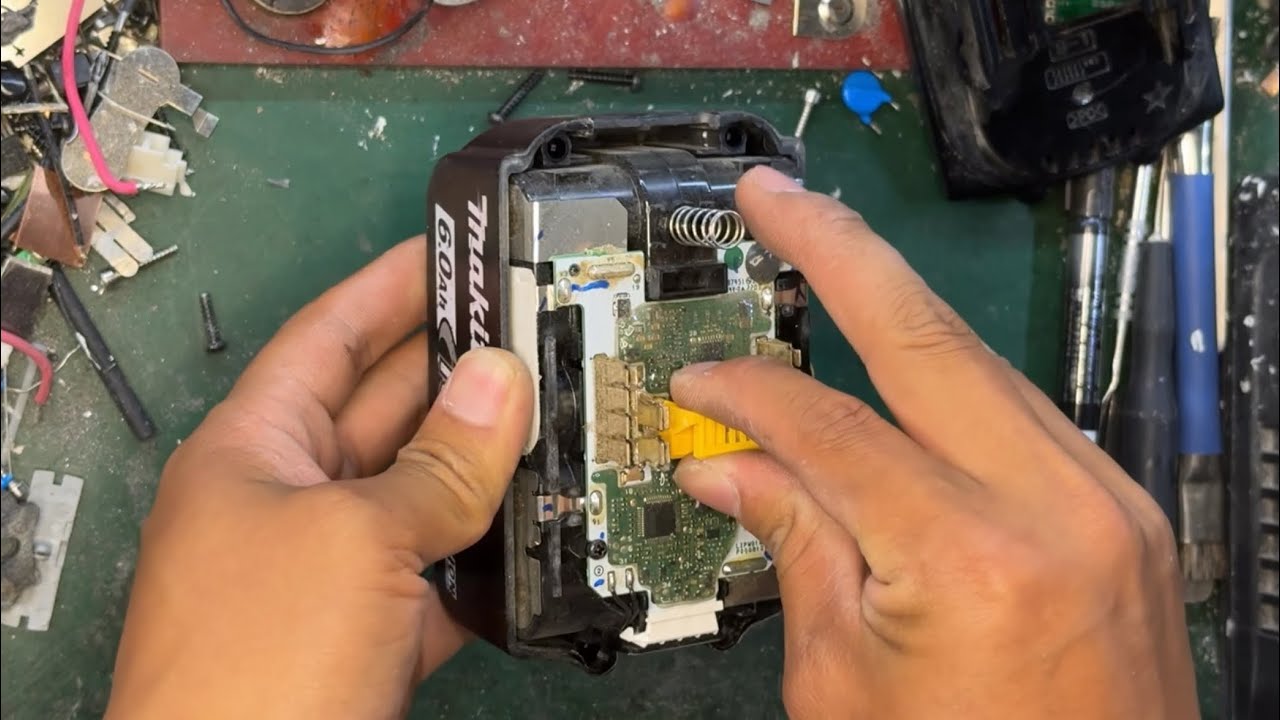 makita电池无法充电 无法放电 BL1860型号看我如何维修好它