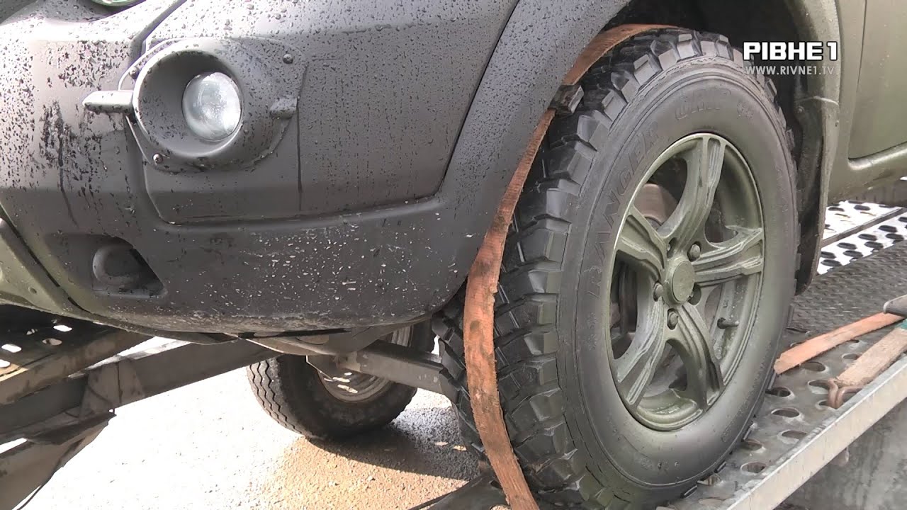 Втратив ногу та не жагу до перемоги: Ветеран війни передав 20 автівок для ЗСУ