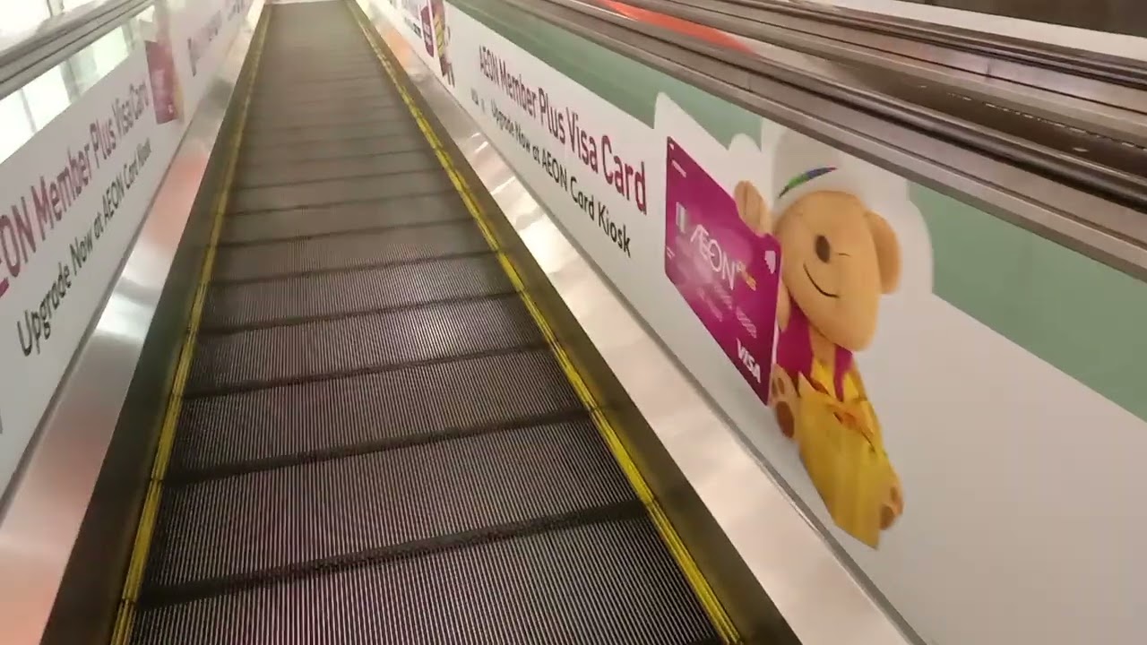 (Going Down)Hitachi Travellators At New Aeon Big Ipoh Falim 