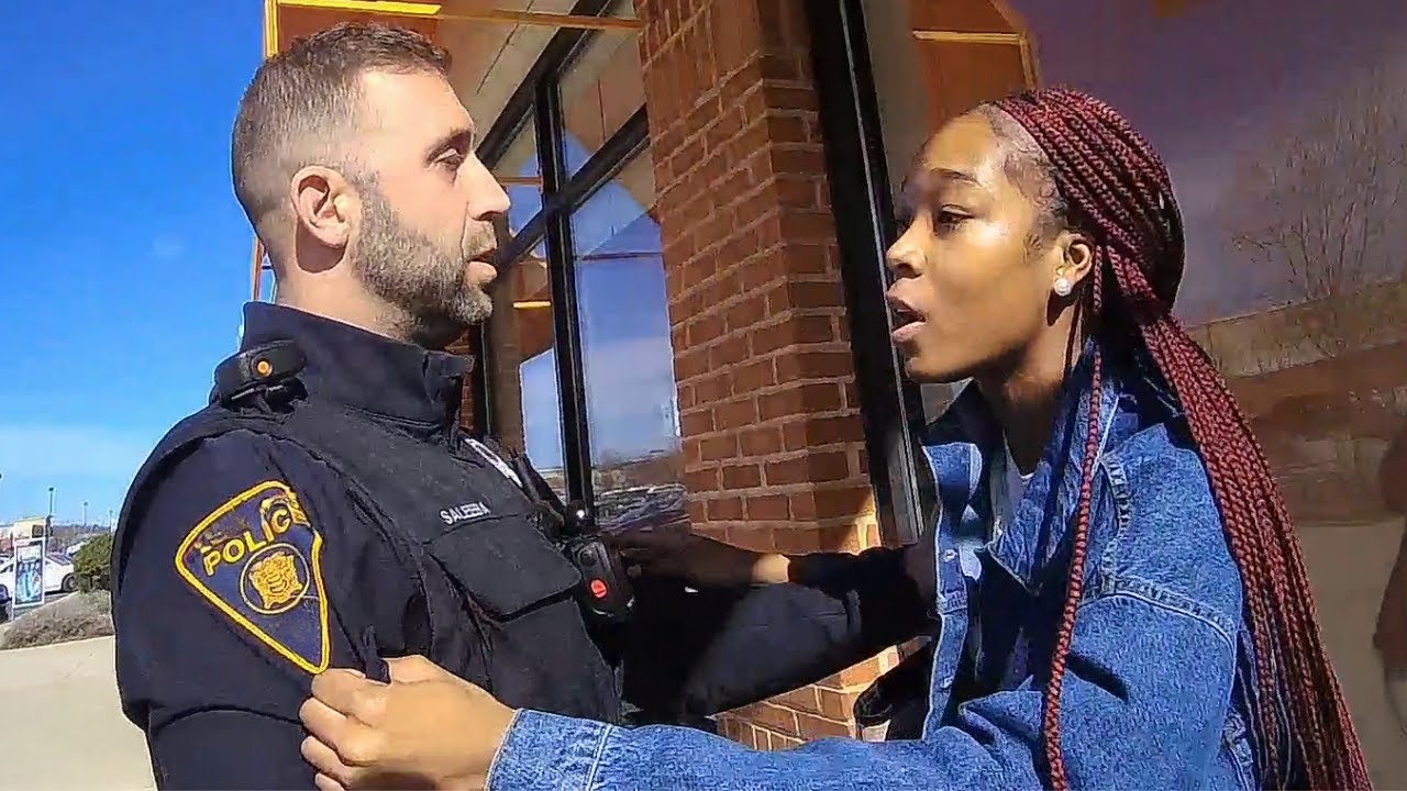 ⁣Entitled Shoplifting Duo Goes Nuts When Caught