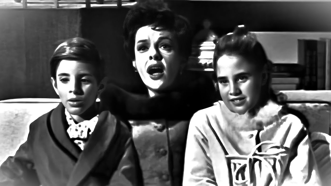 The Judy Garland Christmas Show Over The Rainbow (Stereo Enhanced