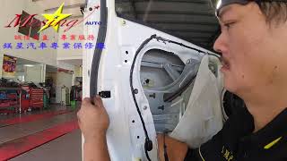 How to remove the left front door Lock Actuator HYUNDAI IX35 2.0L 2011~2016 G4KD A6MF1