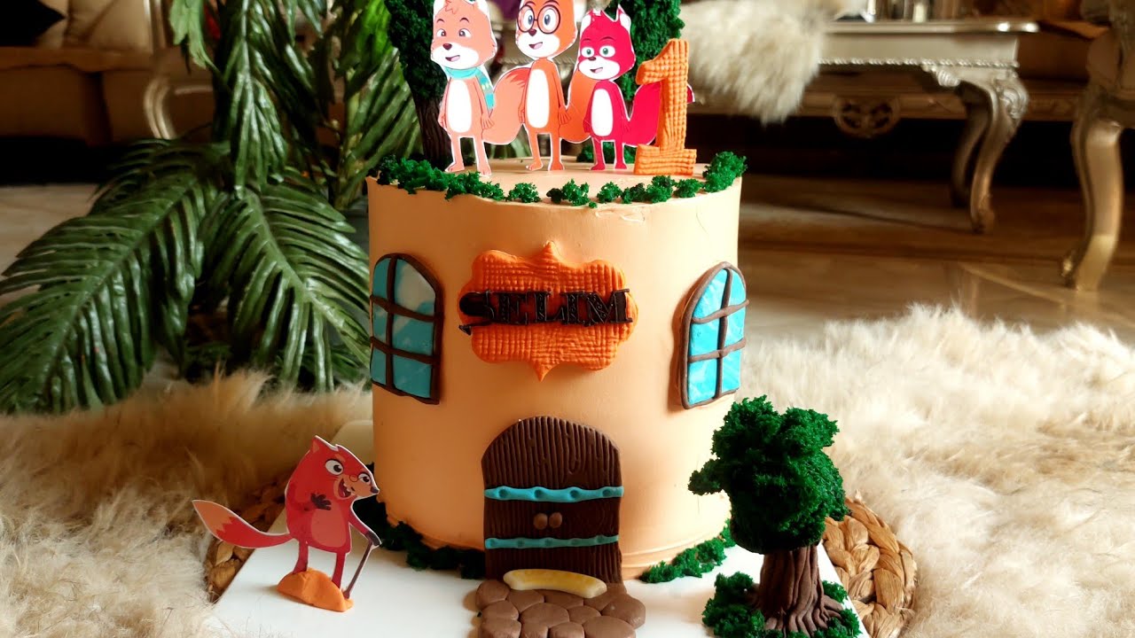 في منزل انثي السنجاب دقدق الباب🤣🤣