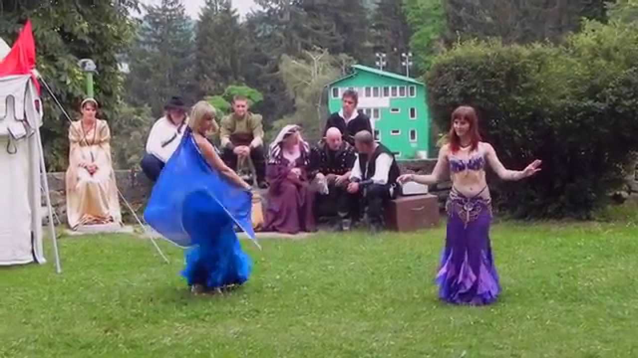 Gallenberg Vaganti ter ples trebušnih plesalk na Srednjeveškem dnevu v Velenju