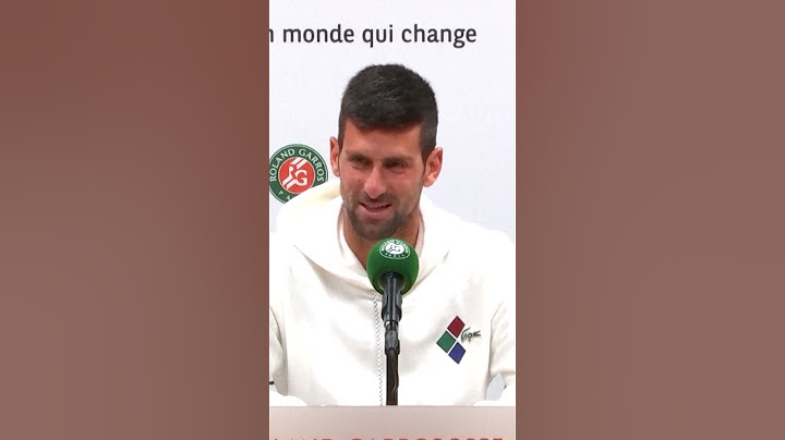 "I don't mind...I just keep winning!" 😅 Djokovic taking booing in his stride!