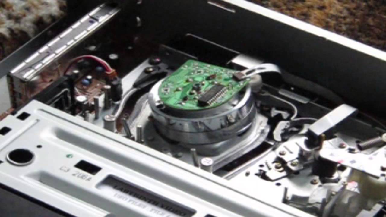 TYPICAL VHS VCR TAPE LOADING MECHANISM YouTube