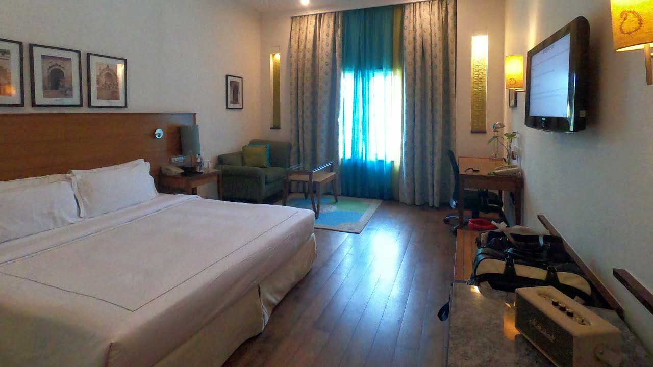 superior room pool view king bed @tajmahal hotel Lucknow